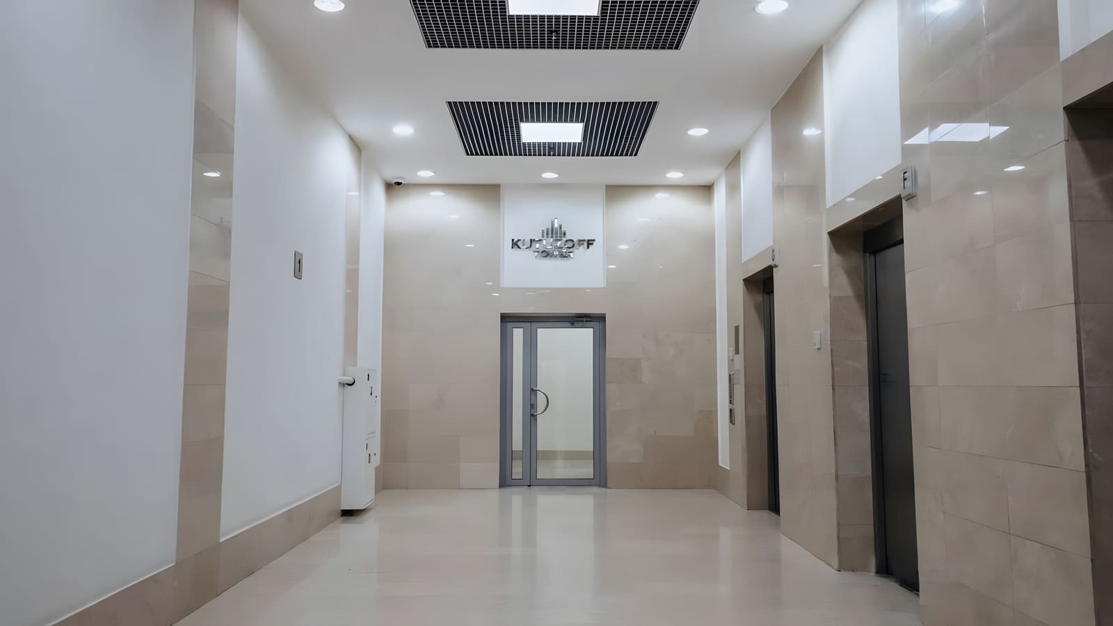 Аренда офиса 826 кв м в БЦ Кутузофф Тауэр